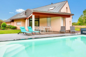 Jardin et piscine - 1km de la plage- Pour 8